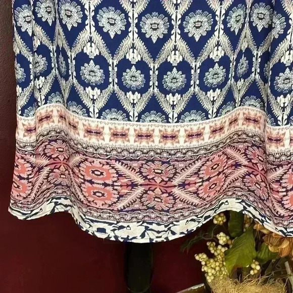 PINK REPUBLIC Sleeveless Dress - Picture 2 of 9